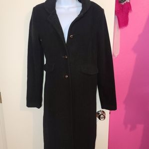 Bitten by SJP black coat